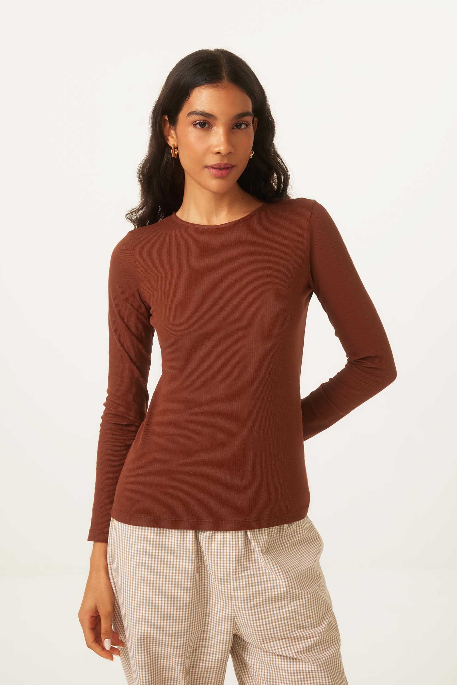 Blusa Yog Algodao Canelado Justa Tania Marrom