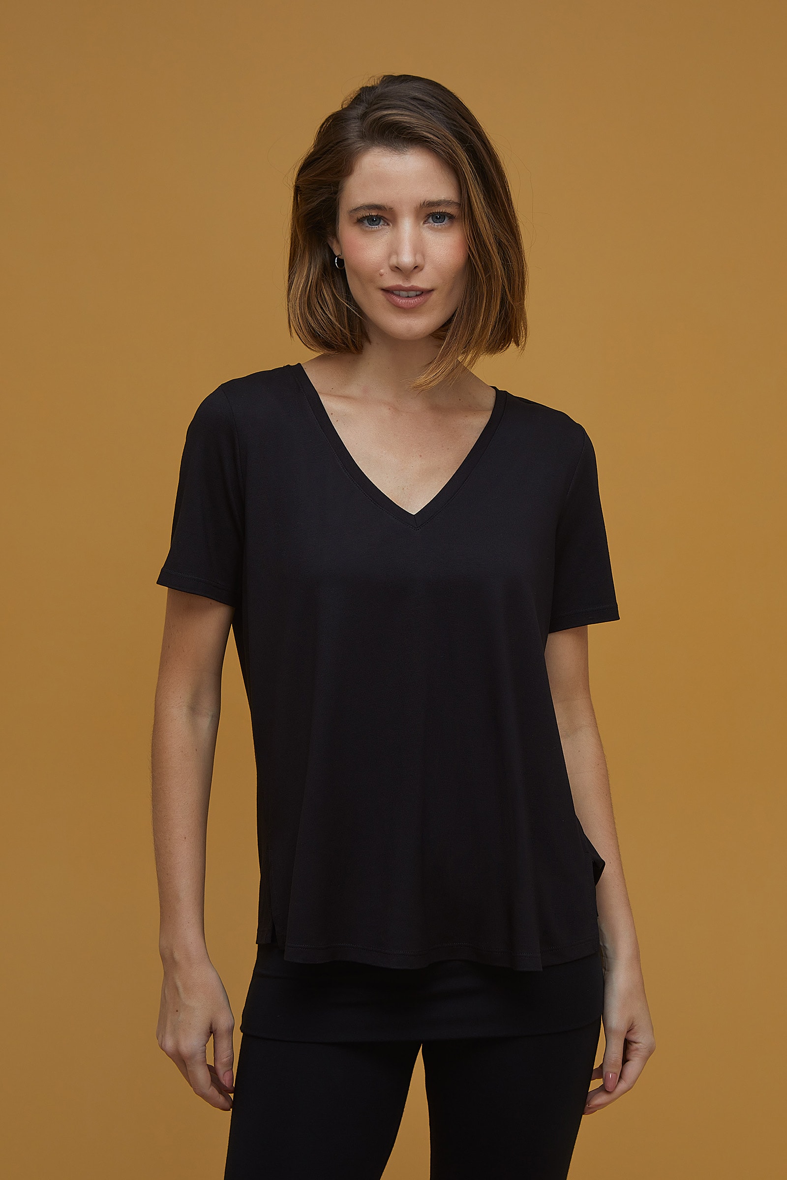 Blusa Yogini Dec v Slim Beth Preto