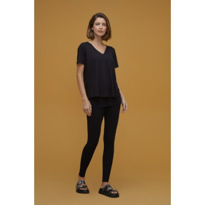 Blusa Yogini Dec v Slim Beth Preto