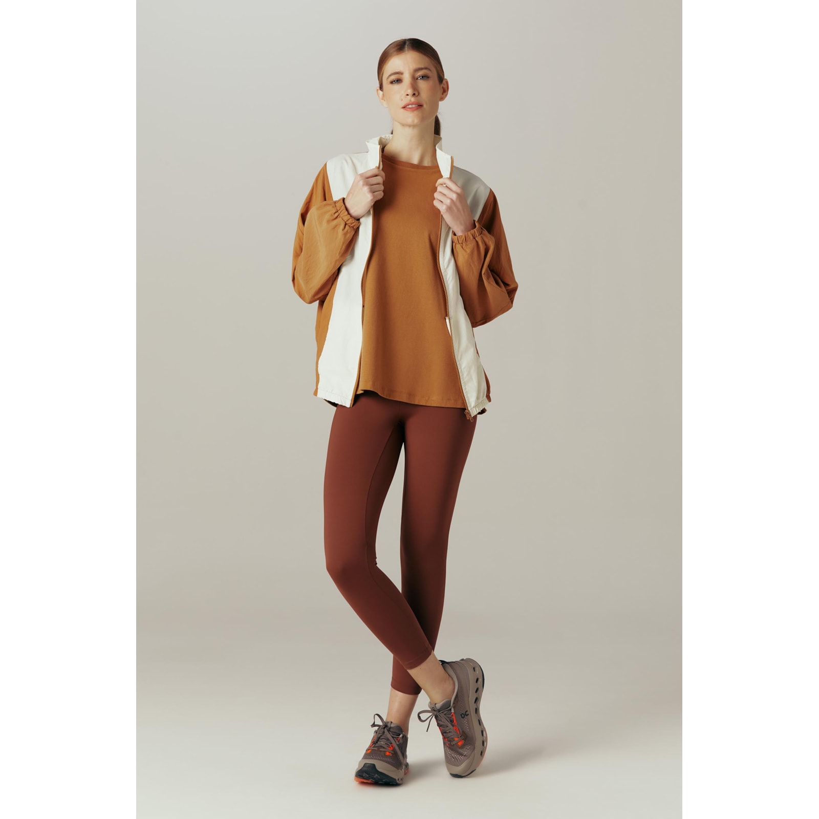 Jaqueta Yogini Bicolor Renata Caramelo