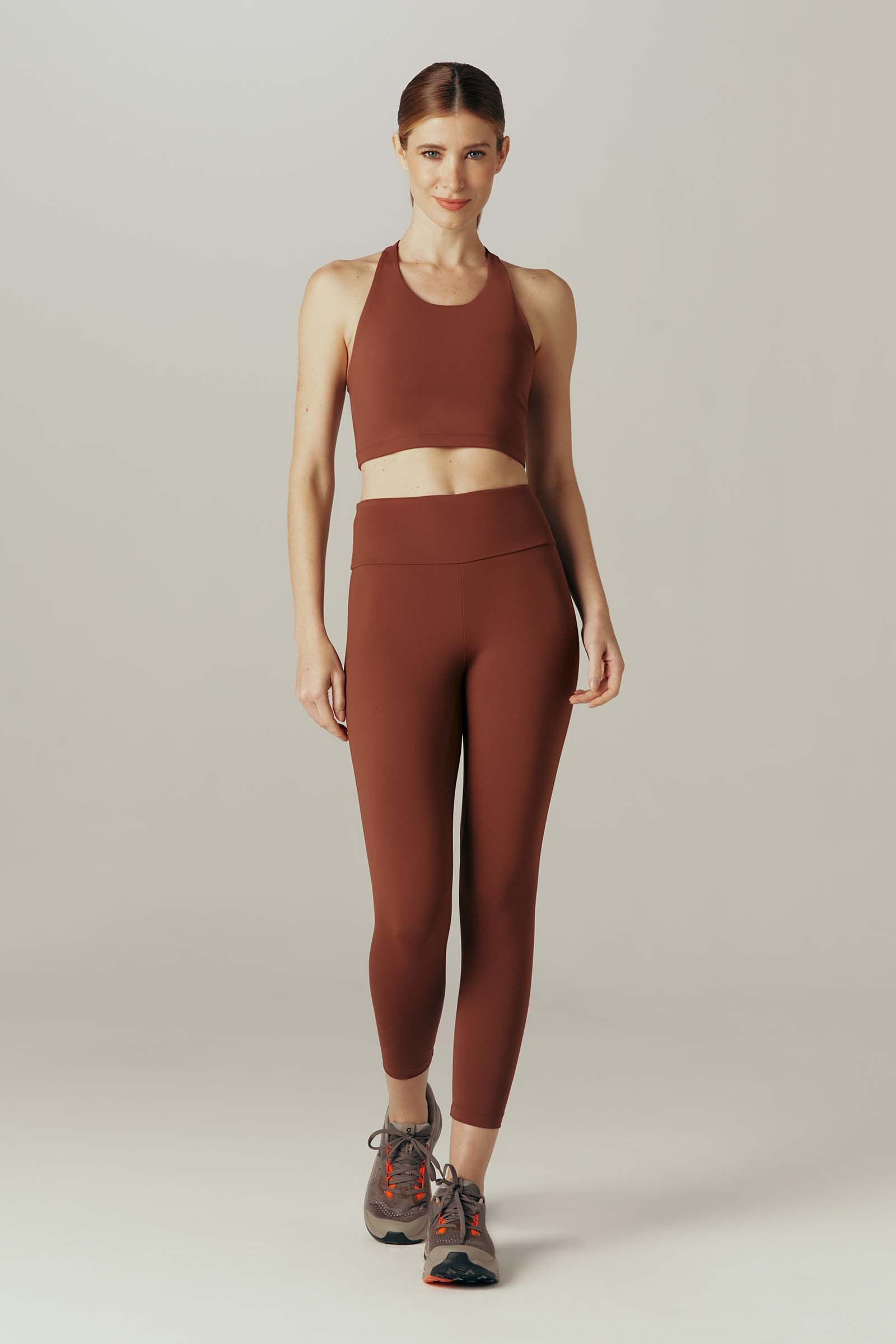 Legging Yogini High Rise Renata Marrom