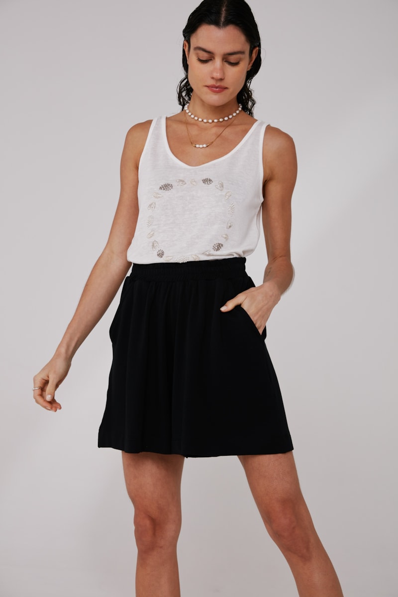 Short Evasê Preto Bambu