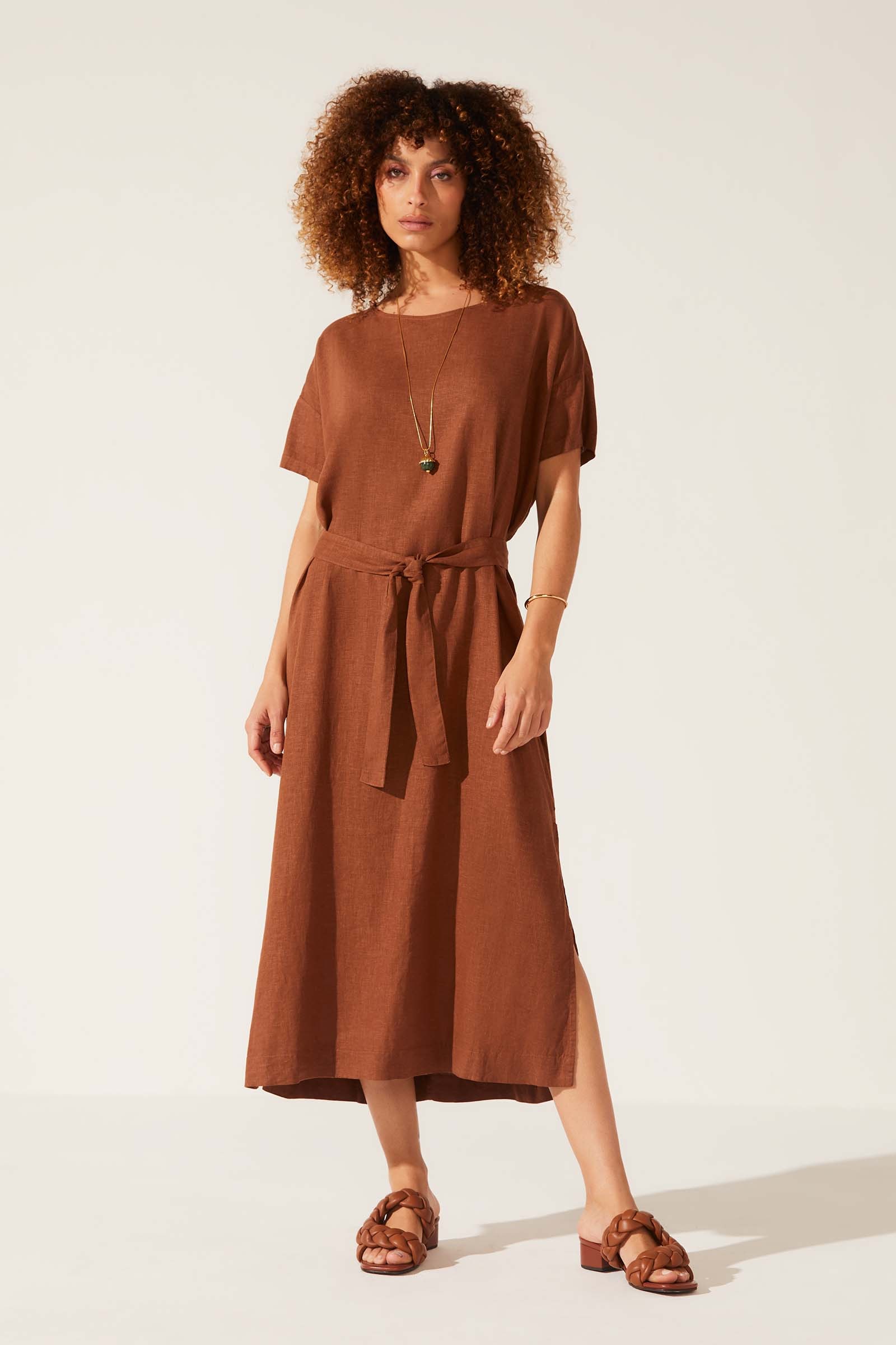 Vestido Yogini Linho Mc Dye Eunice Camelo