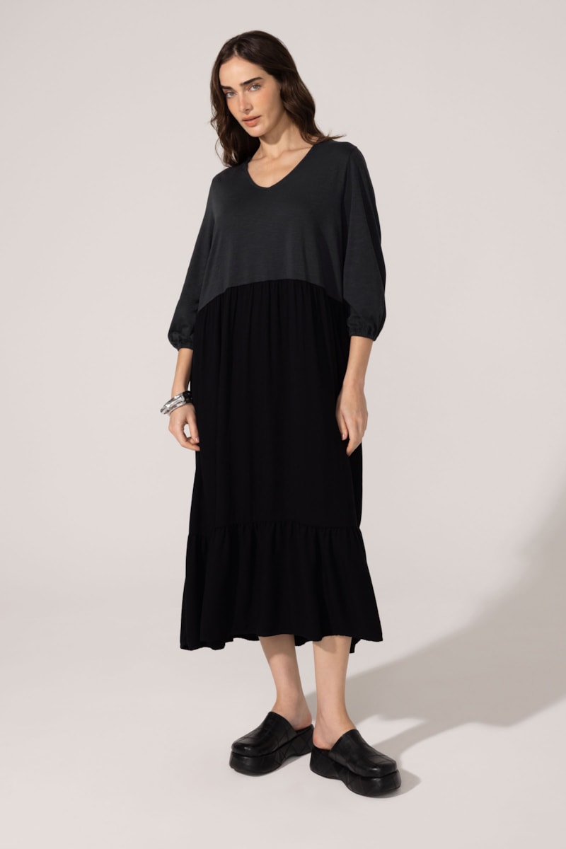 Vestido Yogini Silvia Preto