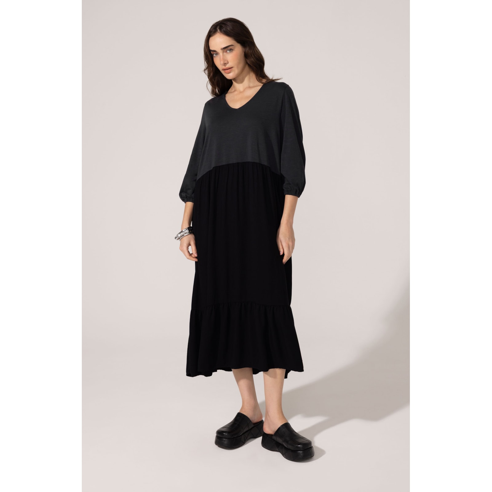 Vestido Yogini Silvia Preto